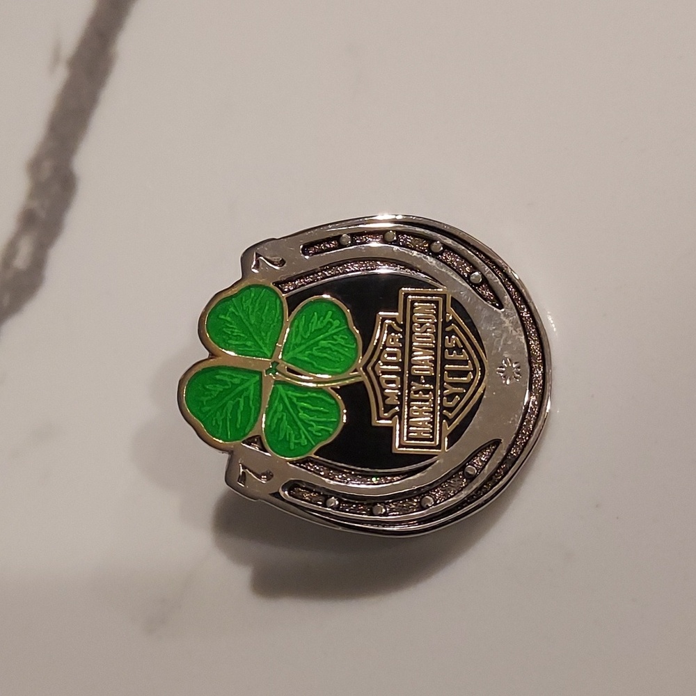 Harley-Davidson Silver Horseshoe Pin with Green Clover